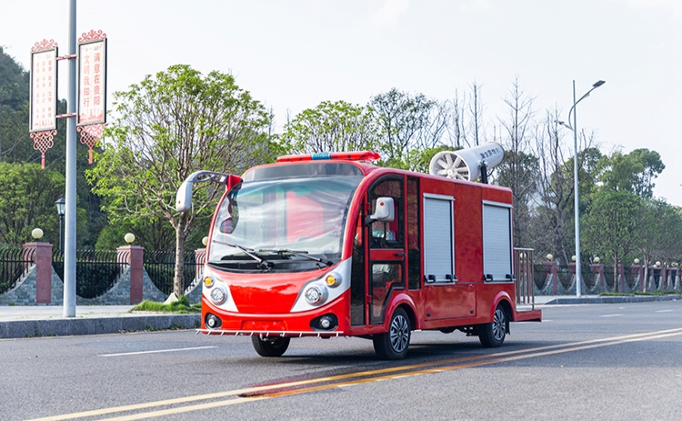 2座除塵車，道路降塵霧炮車